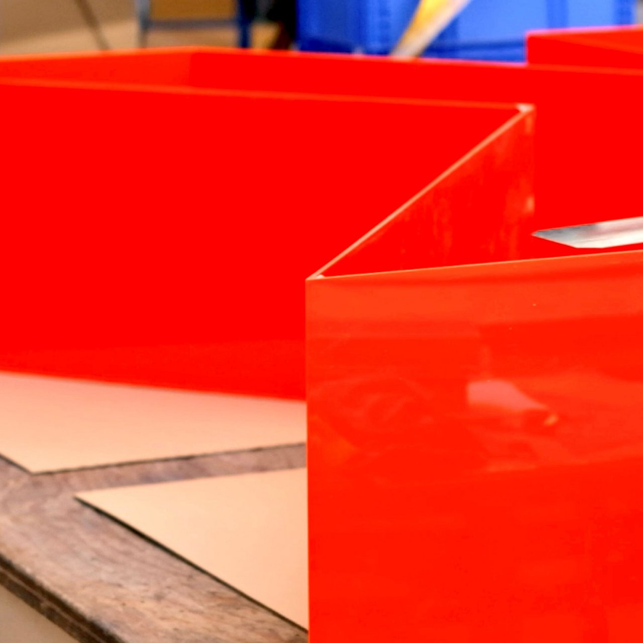Kunststoff Präzisionsteil rot